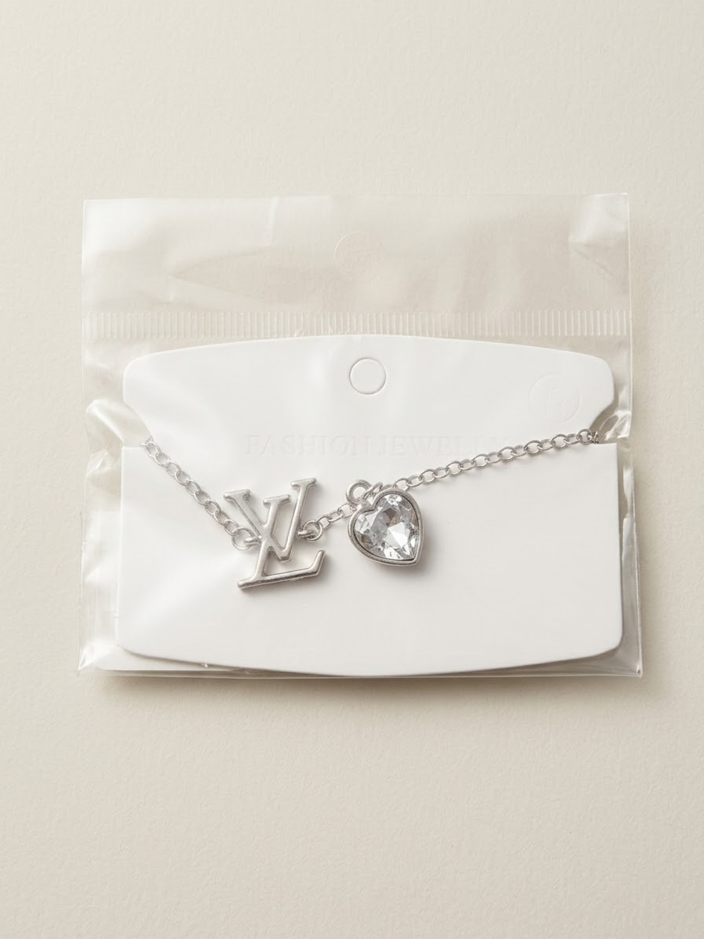 Brand NEW Silver Heart Pendant Bracelet with Charm